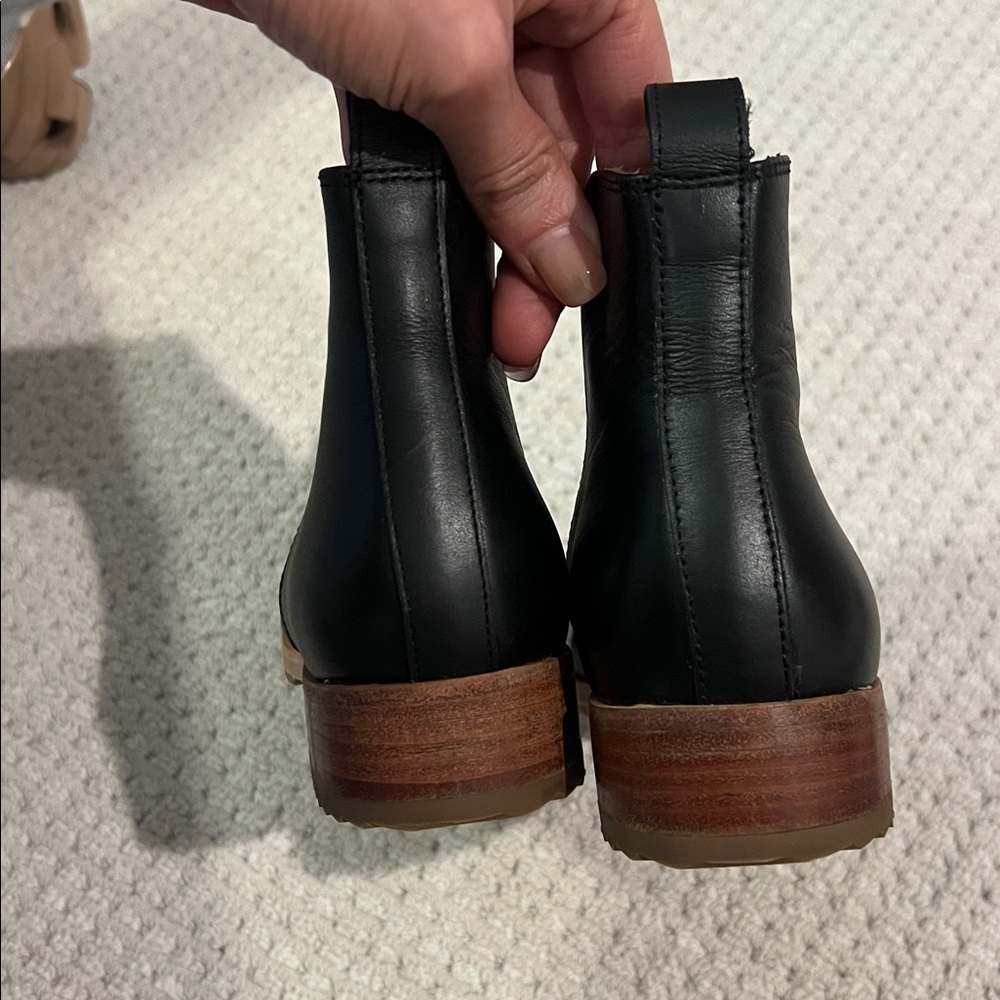 NISOLO leather Eva everyday Chelsea boot black size 7 - Picture 9 of 10